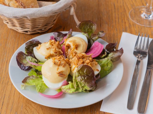 Le Bistrot des Halles Oeufs mayonnaise tout simplement