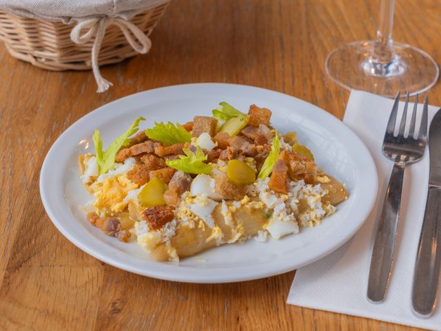 Le Bistrot des Halles Poireaux mimosa lard fumé